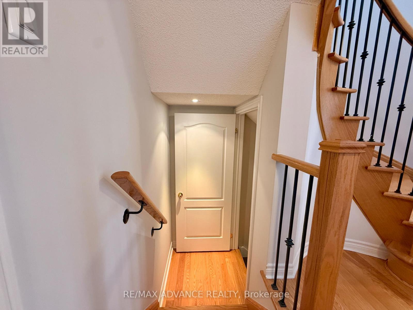 65 Princess Diana Drive, Markham, Ontario  L6C 0G9 - Photo 7 - N12935248