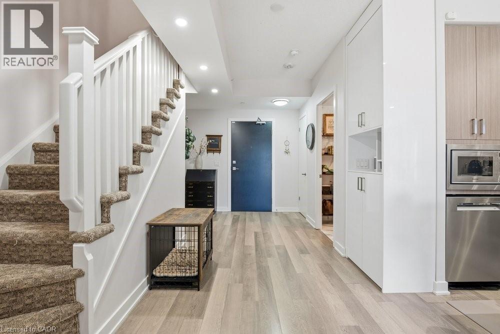 5220 Dundas Street Unit# D211, Burlington, Ontario  L7L 0J4 - Photo 4 - 40816396