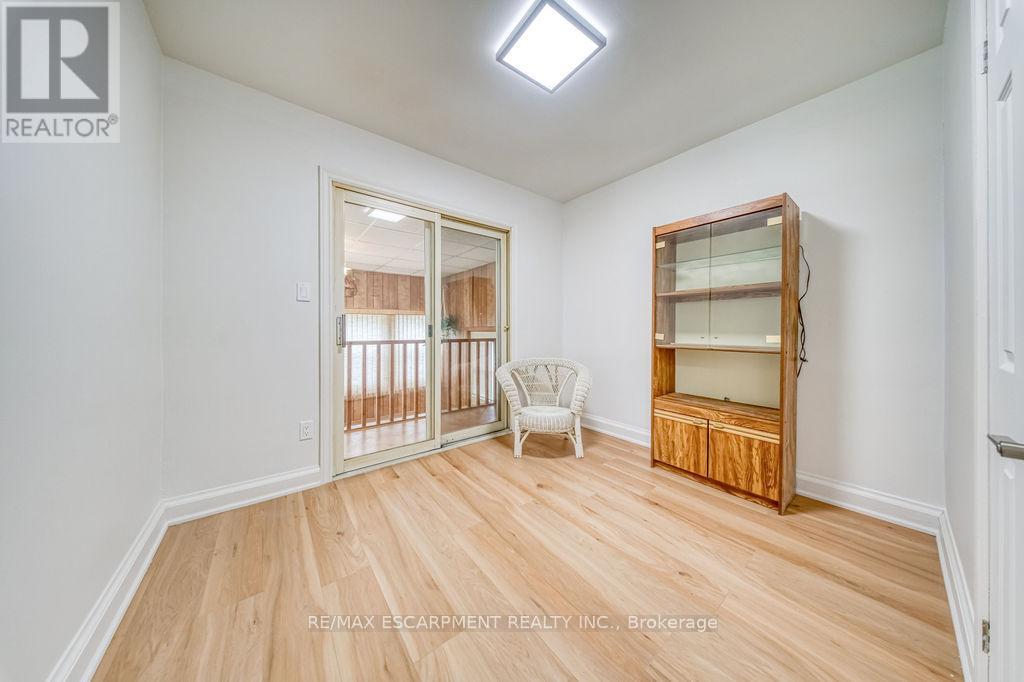 22 David Avenue, Hamilton, Ontario  L9A 3V1 - Photo 13 - X12938786