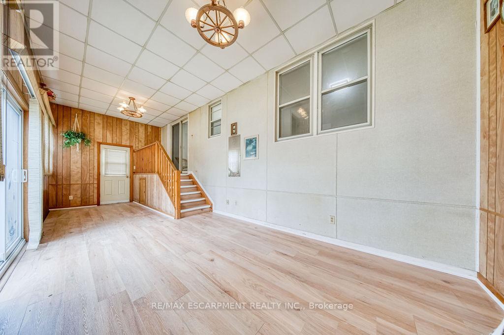 22 David Avenue, Hamilton, Ontario  L9A 3V1 - Photo 18 - X12938786