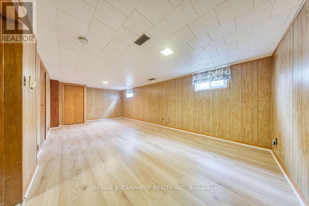 22 David Avenue, Hamilton, Ontario  L9A 3V1 - Photo 28 - X12938786