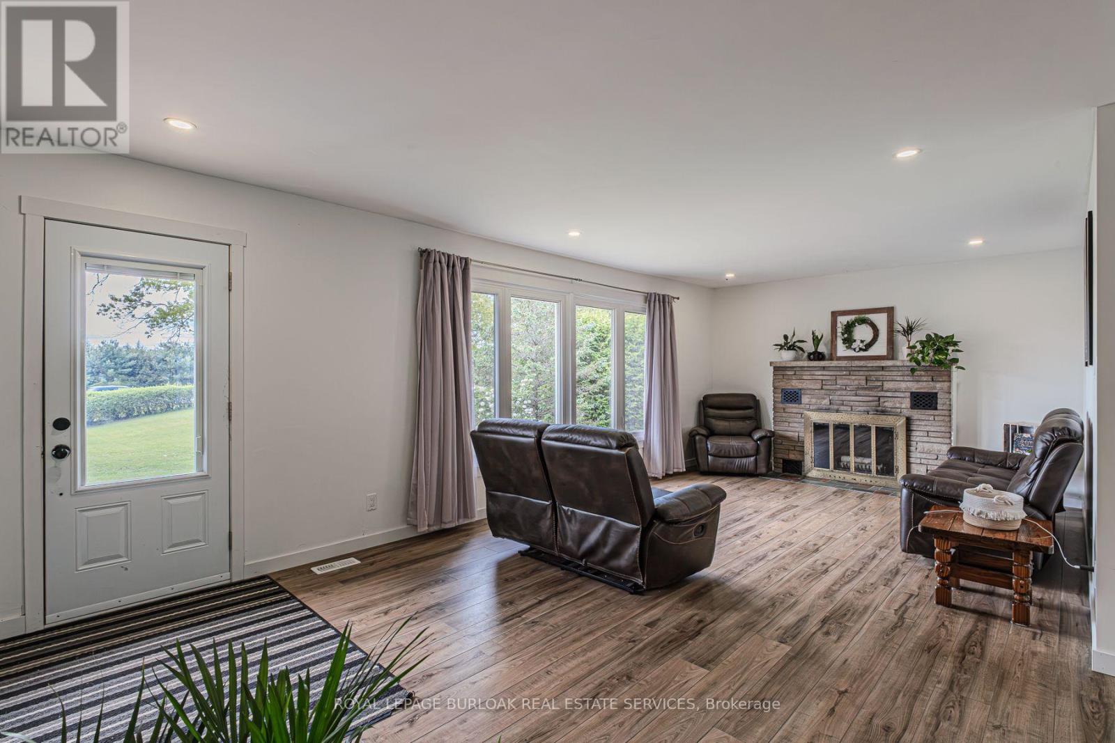 2364 Windham West Quarterline Road W, Norfolk, Ontario  N3Y 4J9 - Photo 3 - X12938832