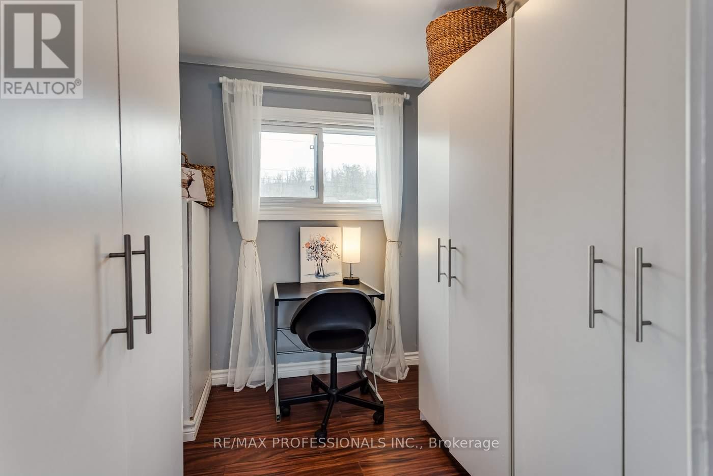 22 Lawrence Street N, Kawartha Lakes, Ontario  K9J 6X3 - Photo 20 - X12938856