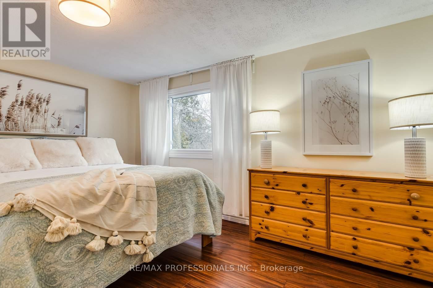 22 Lawrence Street N, Kawartha Lakes, Ontario  K9J 6X3 - Photo 21 - X12938856