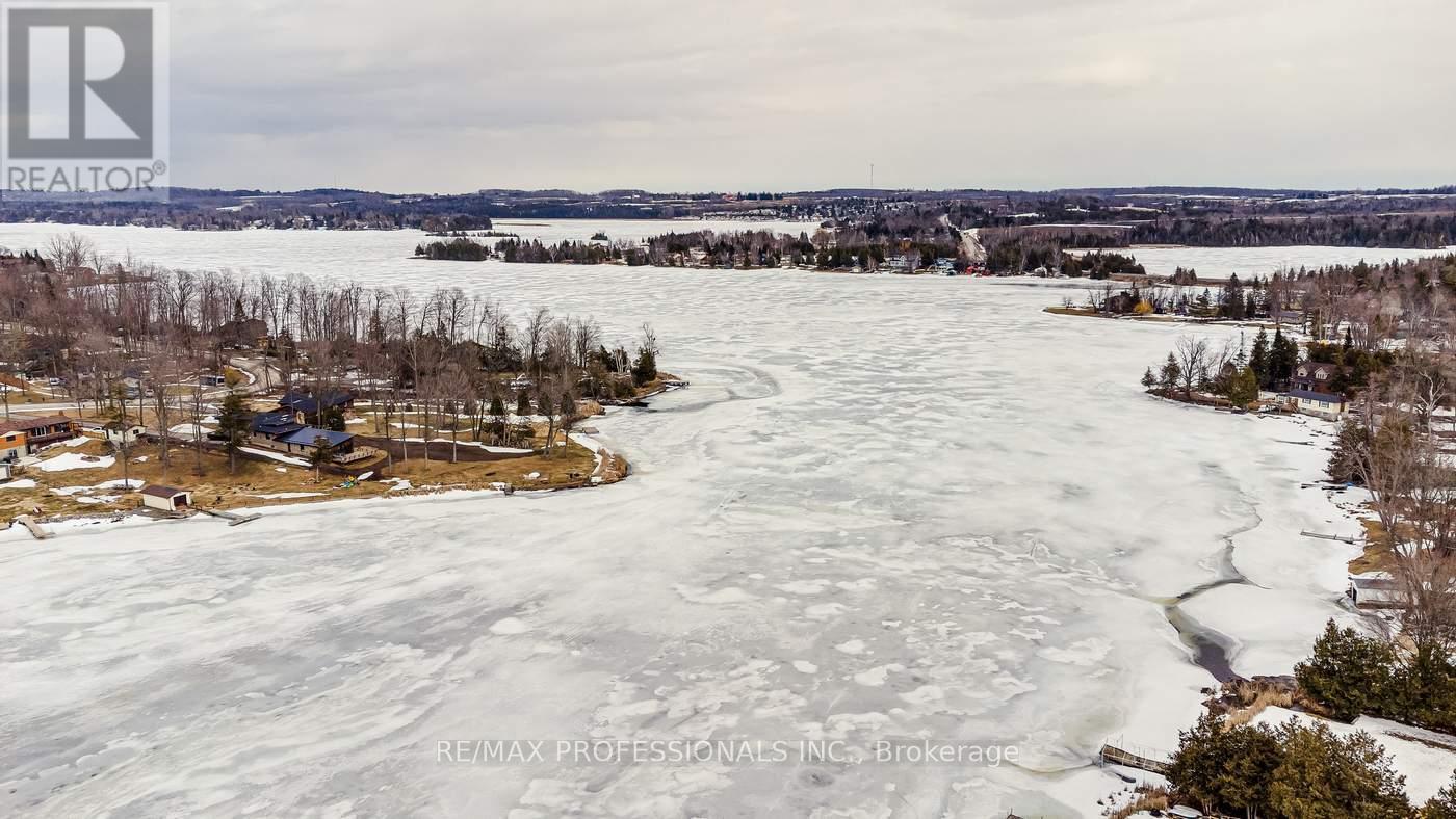 22 Lawrence Street N, Kawartha Lakes, Ontario  K9J 6X3 - Photo 38 - X12938856