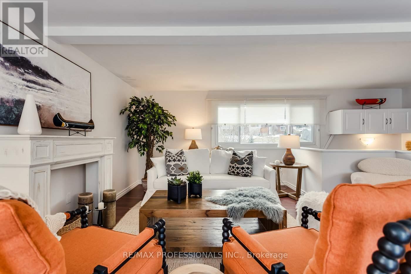 22 Lawrence Street N, Kawartha Lakes, Ontario  K9J 6X3 - Photo 9 - X12938856