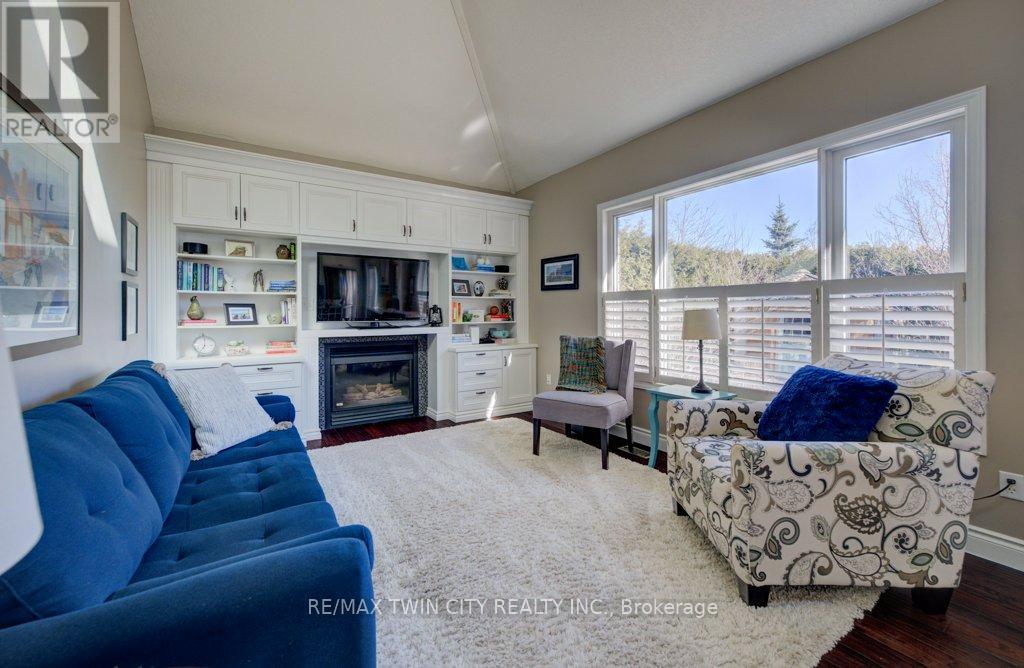 640 Heathcliffe Place, Waterloo, Ontario  N2T 2P3 - Photo 12 - X12938866