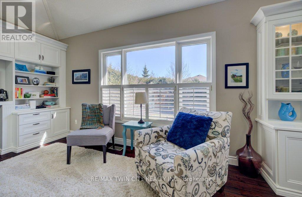 640 Heathcliffe Place, Waterloo, Ontario  N2T 2P3 - Photo 13 - X12938866