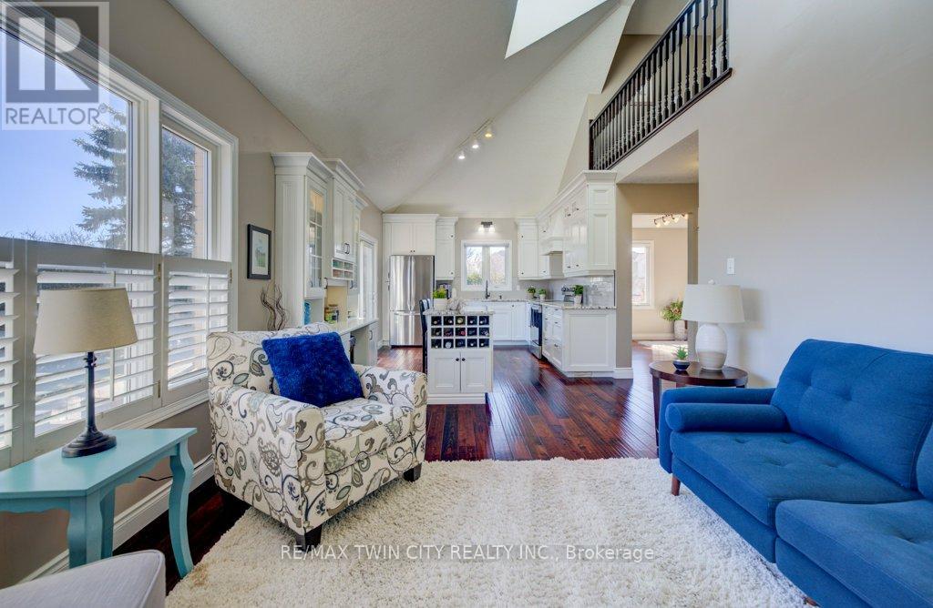 640 Heathcliffe Place, Waterloo, Ontario  N2T 2P3 - Photo 15 - X12938866