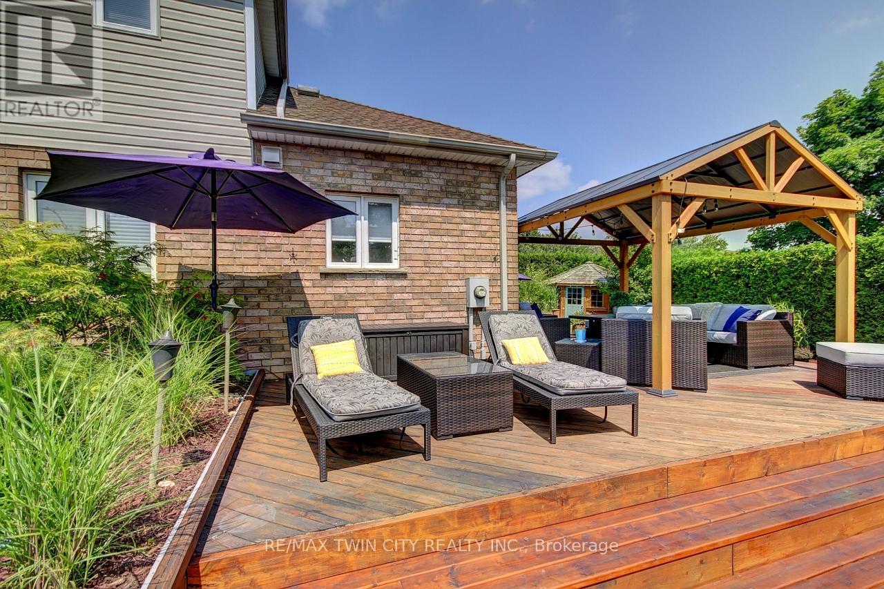 640 Heathcliffe Place, Waterloo, Ontario  N2T 2P3 - Photo 31 - X12938866