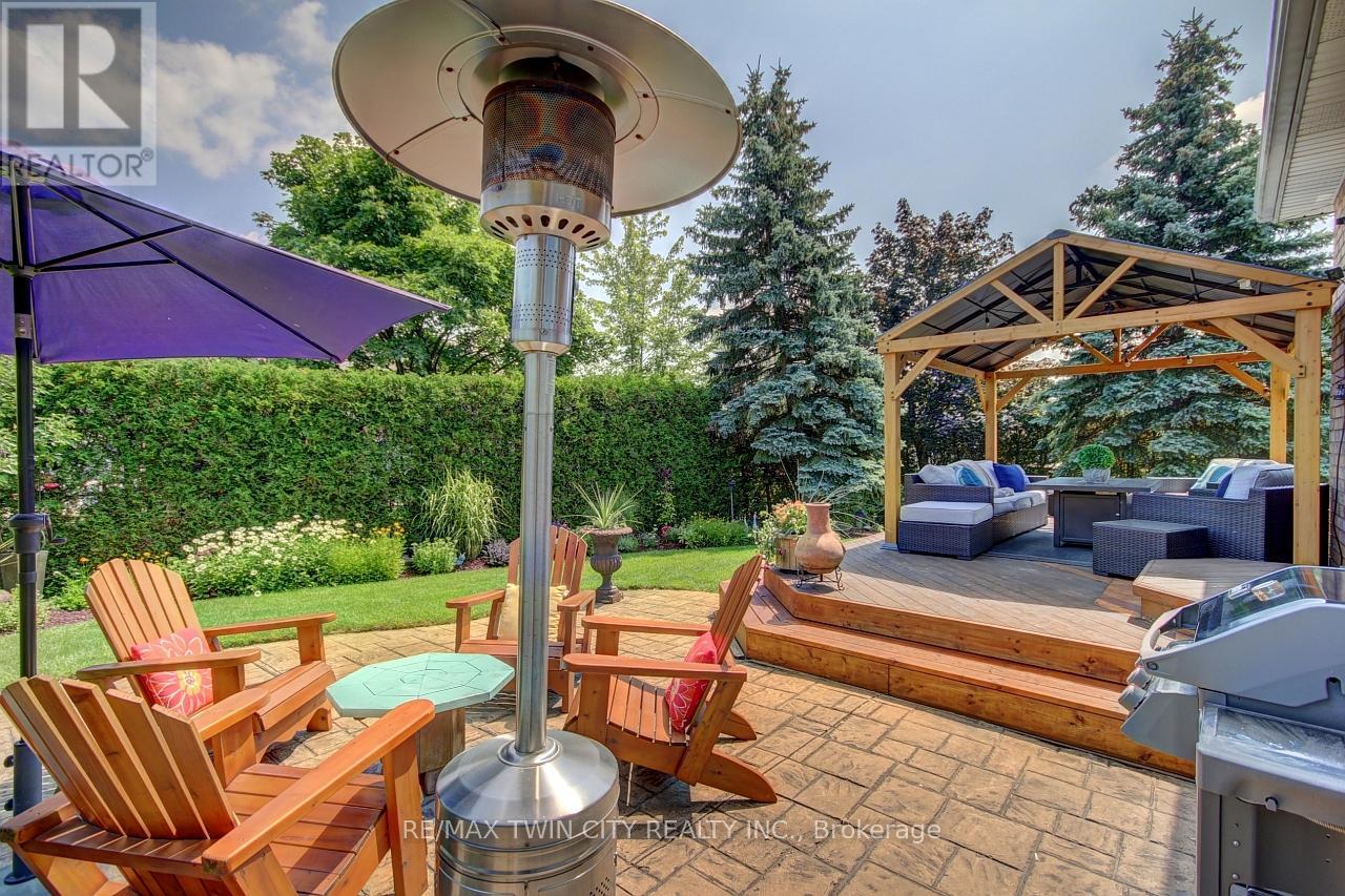 640 Heathcliffe Place, Waterloo, Ontario  N2T 2P3 - Photo 33 - X12938866