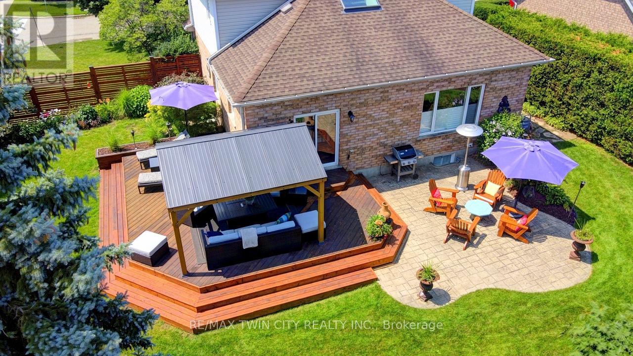 640 Heathcliffe Place, Waterloo, Ontario  N2T 2P3 - Photo 41 - X12938866