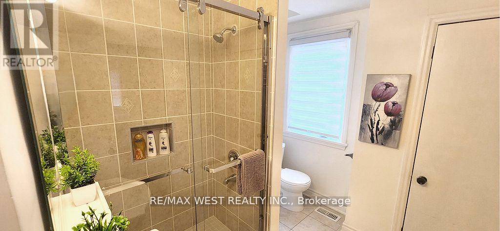 5177 Kitchener Street, Niagara Falls, Ontario  L2G 1B4 - Photo 11 - X12938910