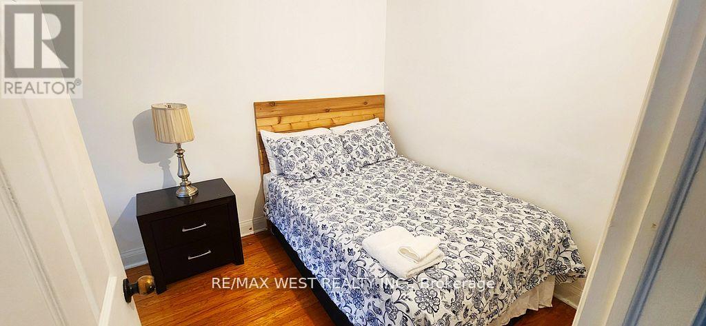 5177 Kitchener Street, Niagara Falls, Ontario  L2G 1B4 - Photo 7 - X12938910