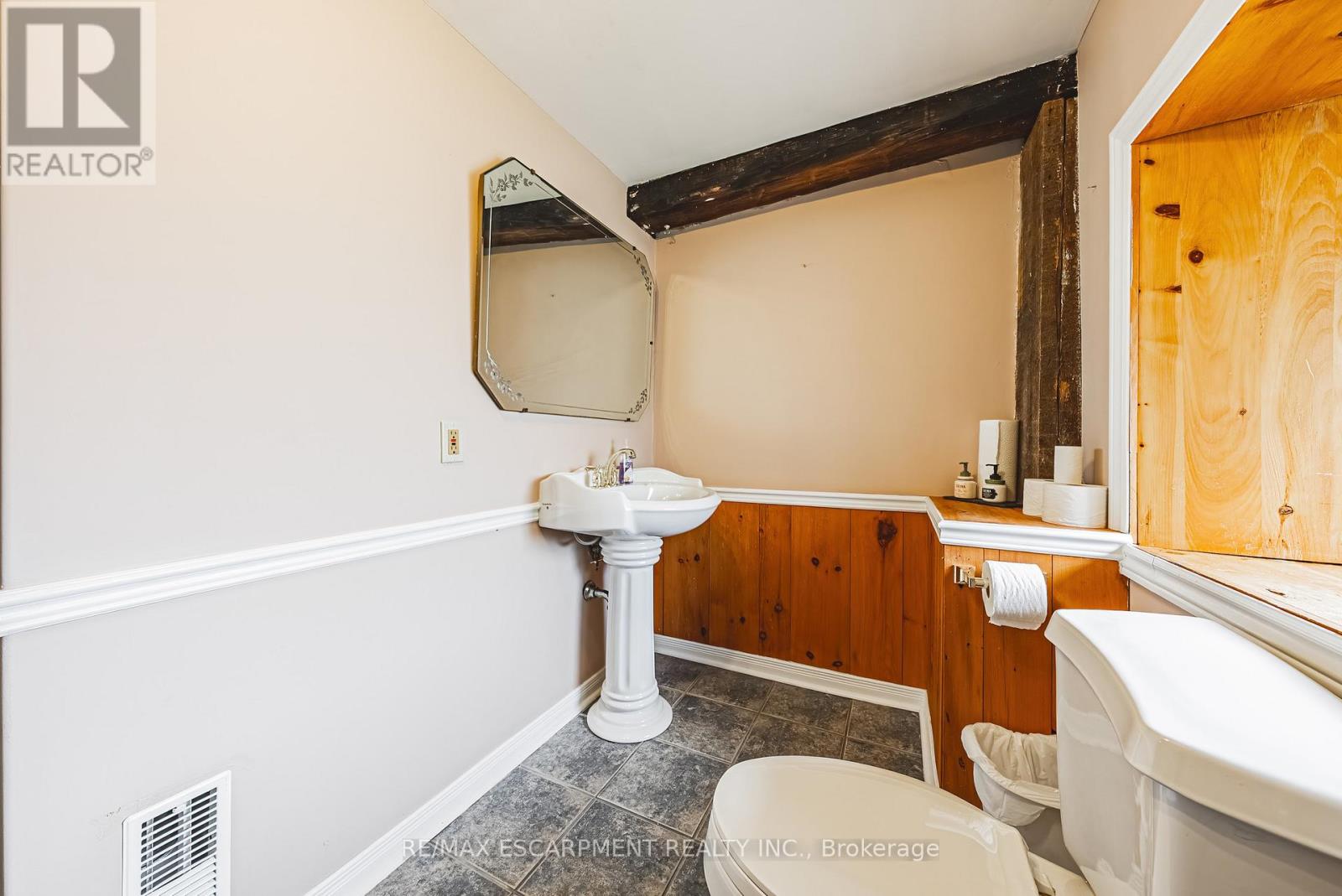 110 Freelton Road, Hamilton, Ontario  L8B 0Z3 - Photo 22 - X12938932