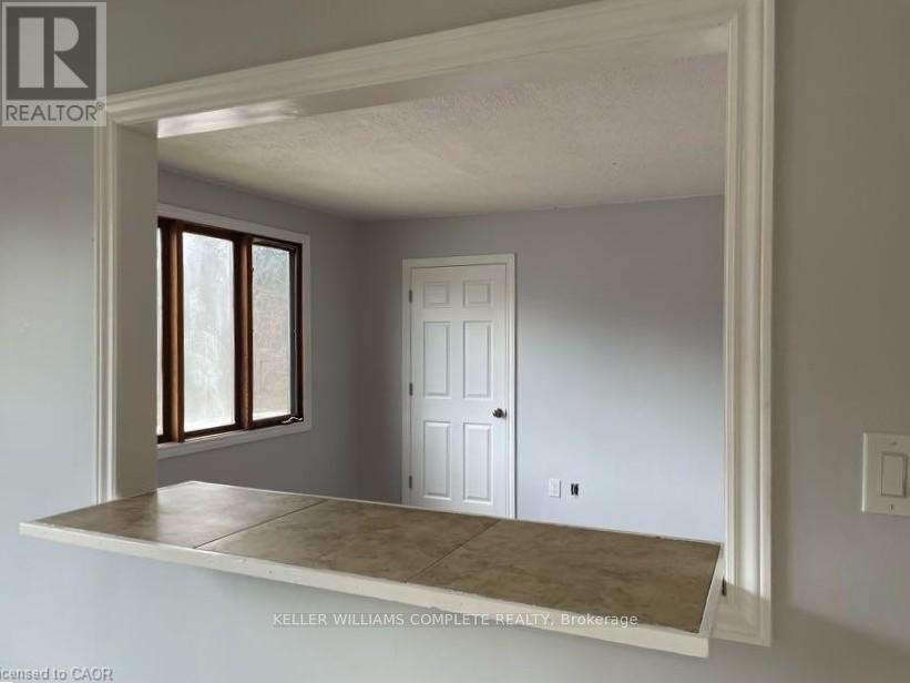 3 - 367 Wilson Street E, Hamilton, Ontario  L9G 2C1 - Photo 6 - X12938938