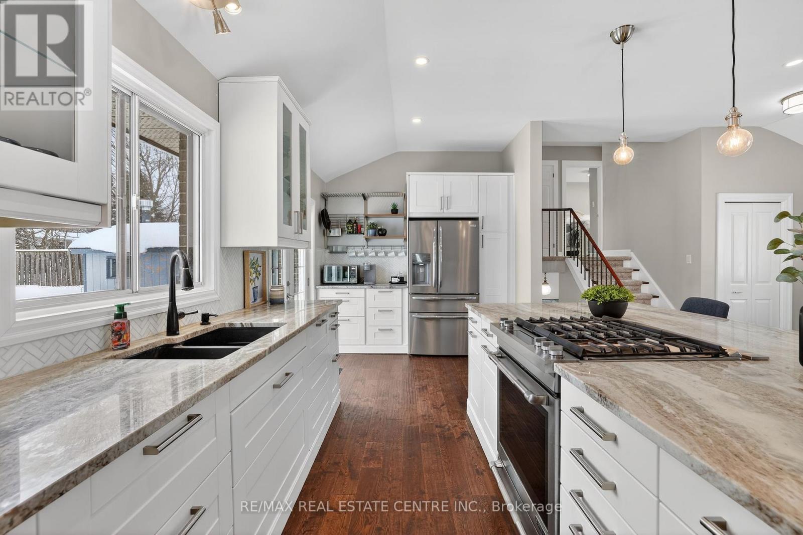 32 Westdale Avenue, Orangeville, Ontario  L9W 1B7 - Photo 7 - W12838086