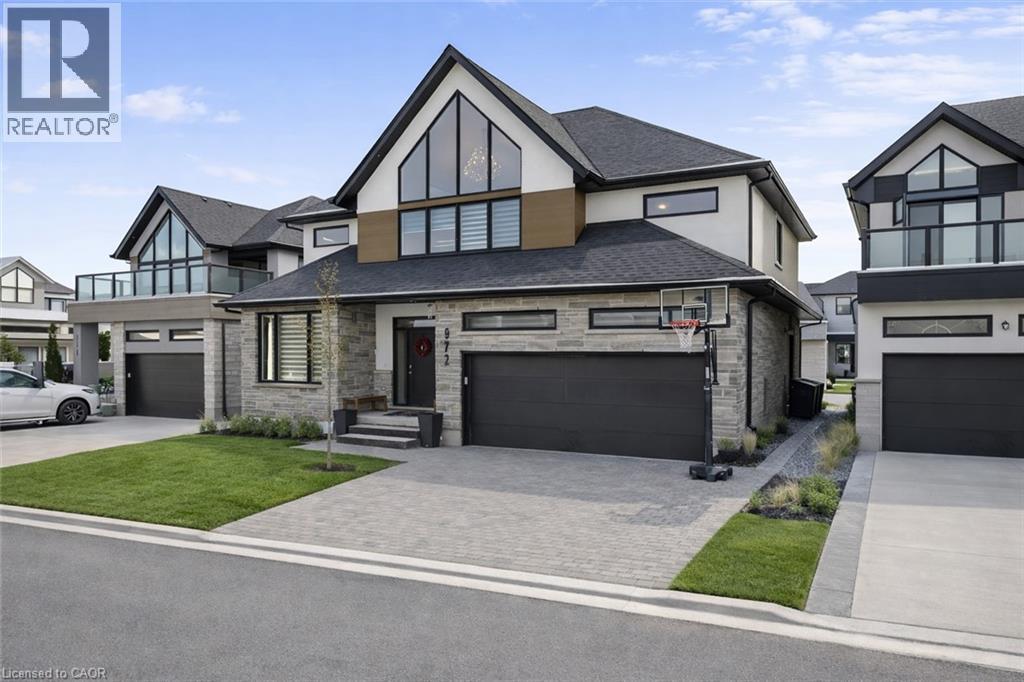 972 Stonecliffe Walk Unit# 18, Kitchener, Ontario  N2P 0K5 - Photo 4 - 40792292