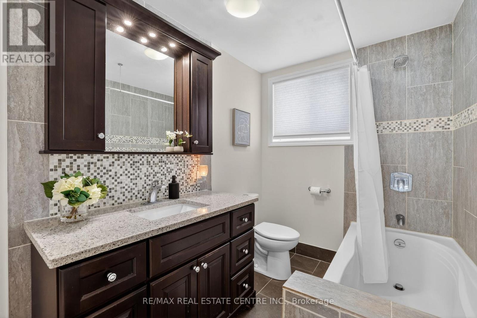 32 Westdale Avenue, Orangeville, Ontario  L9W 1B7 - Photo 31 - W12838086