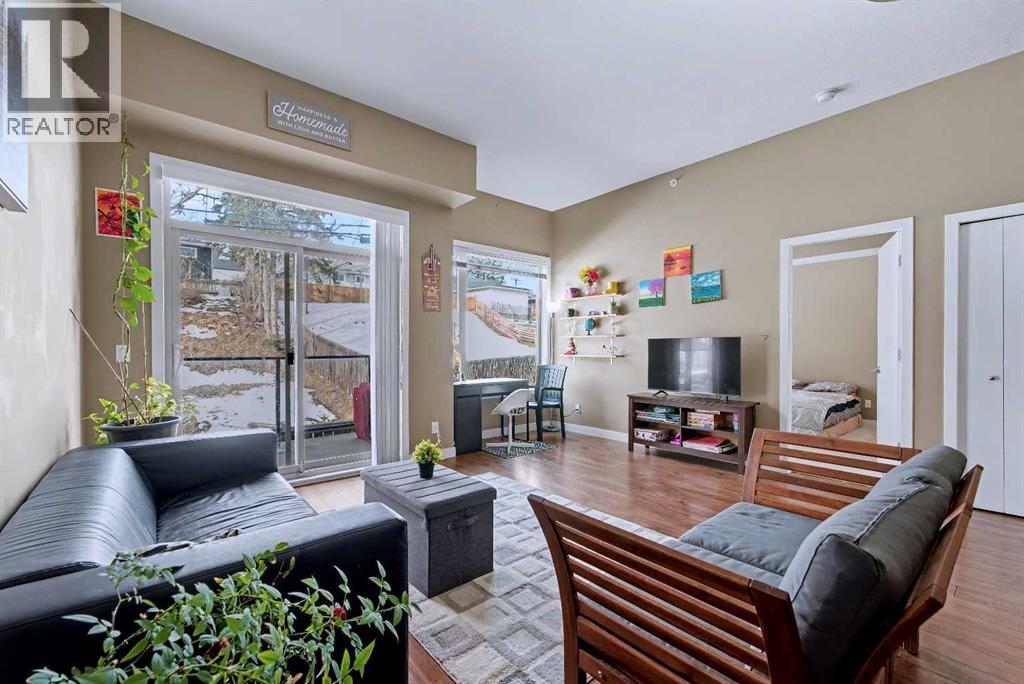 417, 4303 1 Street Ne, Calgary, Alberta  T2E 7M3 - Photo 1 - A2290863