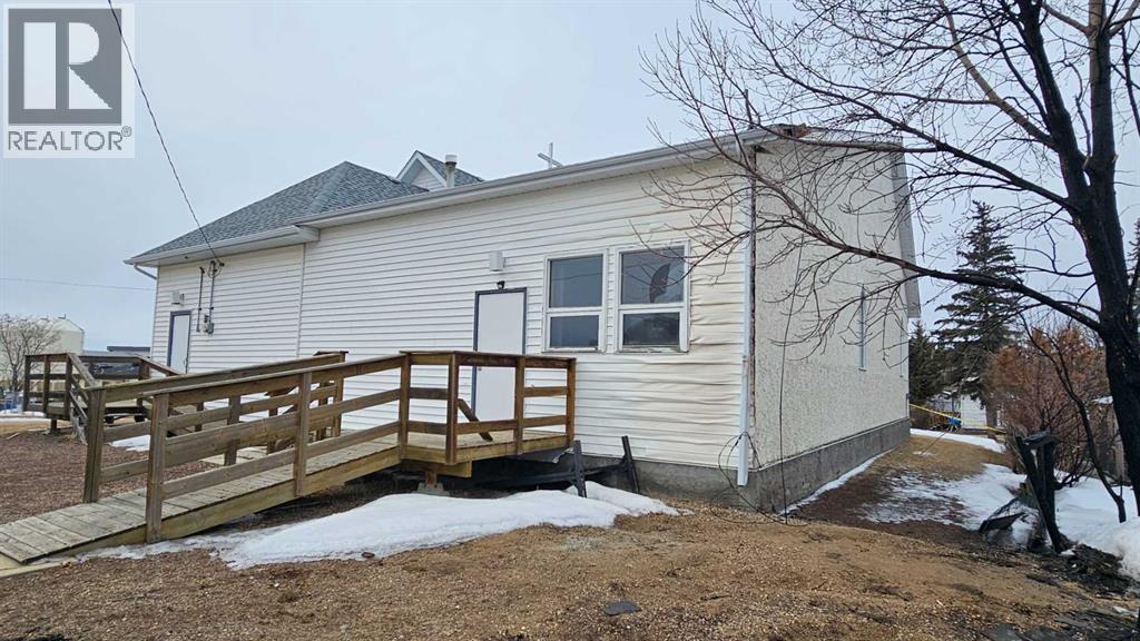 215 Redan Street, Veteran, Alberta  T0C 2S0 - Photo 6 - A2297106