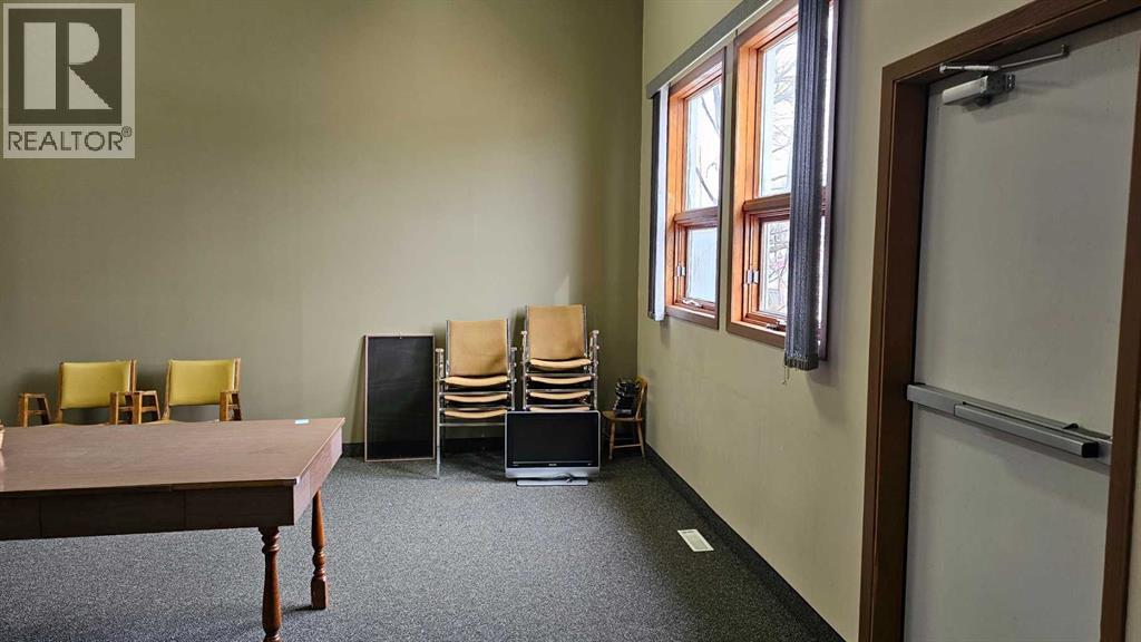 215 Redan Street, Veteran, Alberta  T0C 2S0 - Photo 15 - A2297106