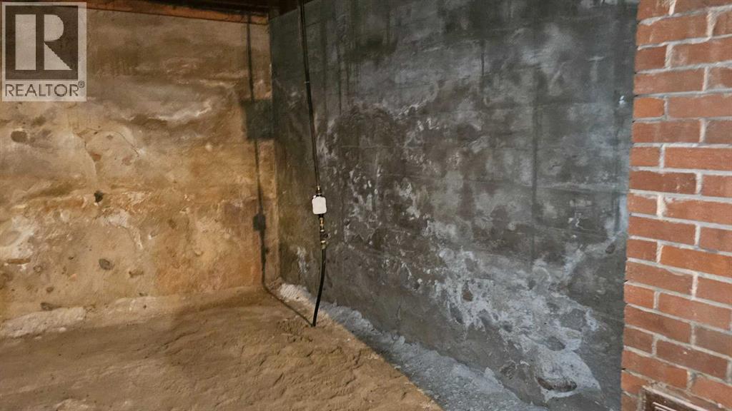 215 Redan Street, Veteran, Alberta  T0C 2S0 - Photo 25 - A2297106