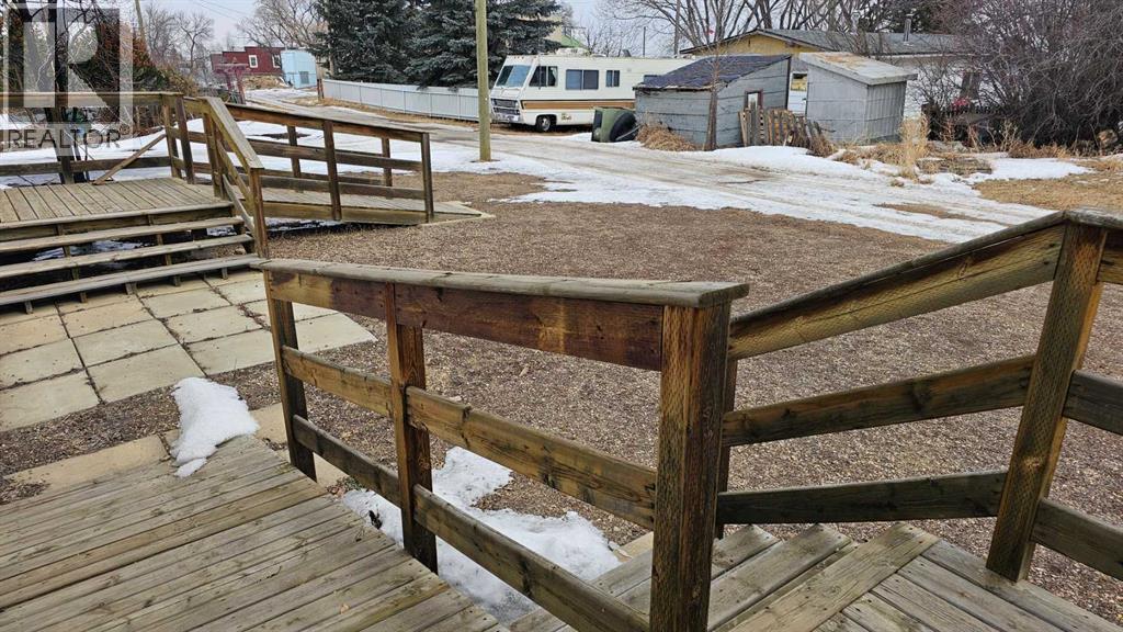 215 Redan Street, Veteran, Alberta  T0C 2S0 - Photo 26 - A2297106