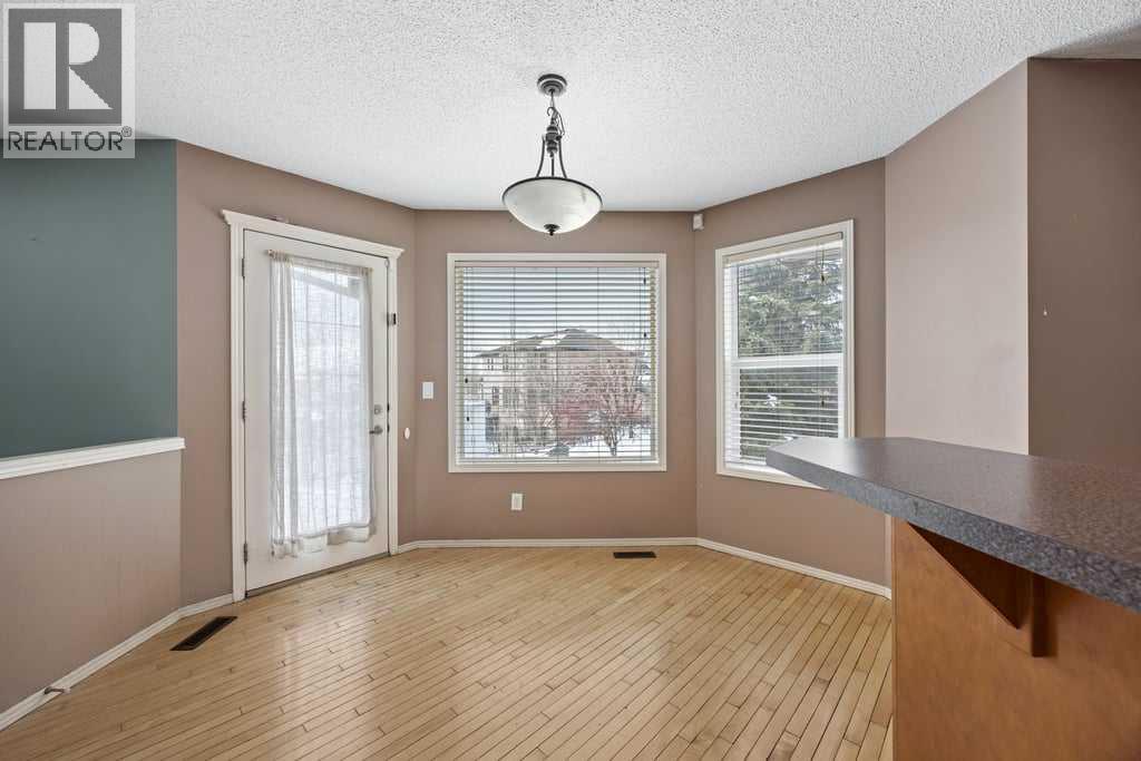 19 Sienna Park Crescent SW, Calgary, Alberta  T3H 5H4 - Photo 13 - A2294385