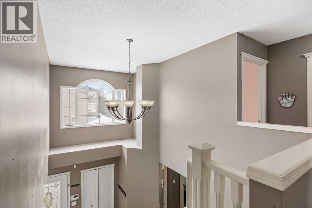 19 Sienna Park Crescent SW, Calgary, Alberta  T3H 5H4 - Photo 22 - A2294385