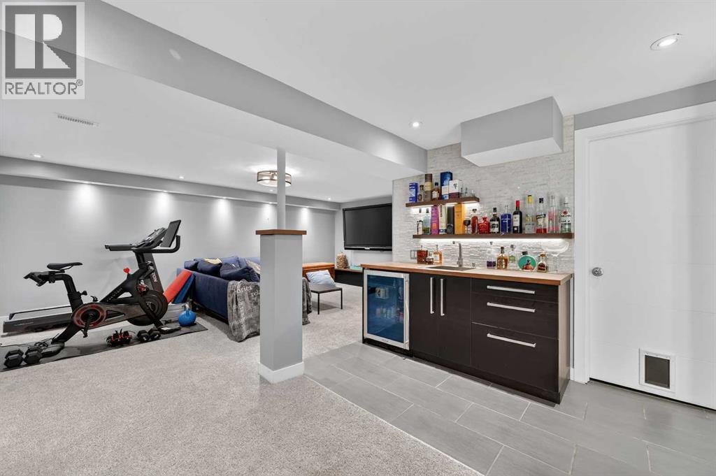 8027 Elbow Drive Sw, Calgary, Alberta  T2V 1K5 - Photo 21 - A2294766