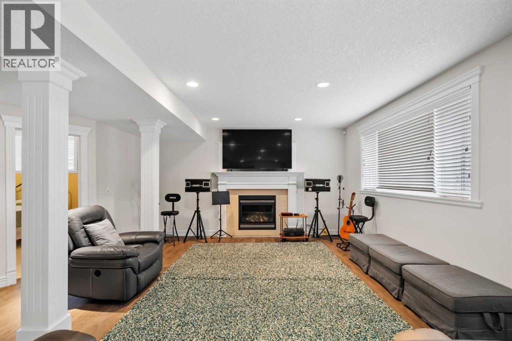 4 Heritage Lake Close, Heritage Pointe, Alberta  T1S 4H4 - Photo 37 - A2296787