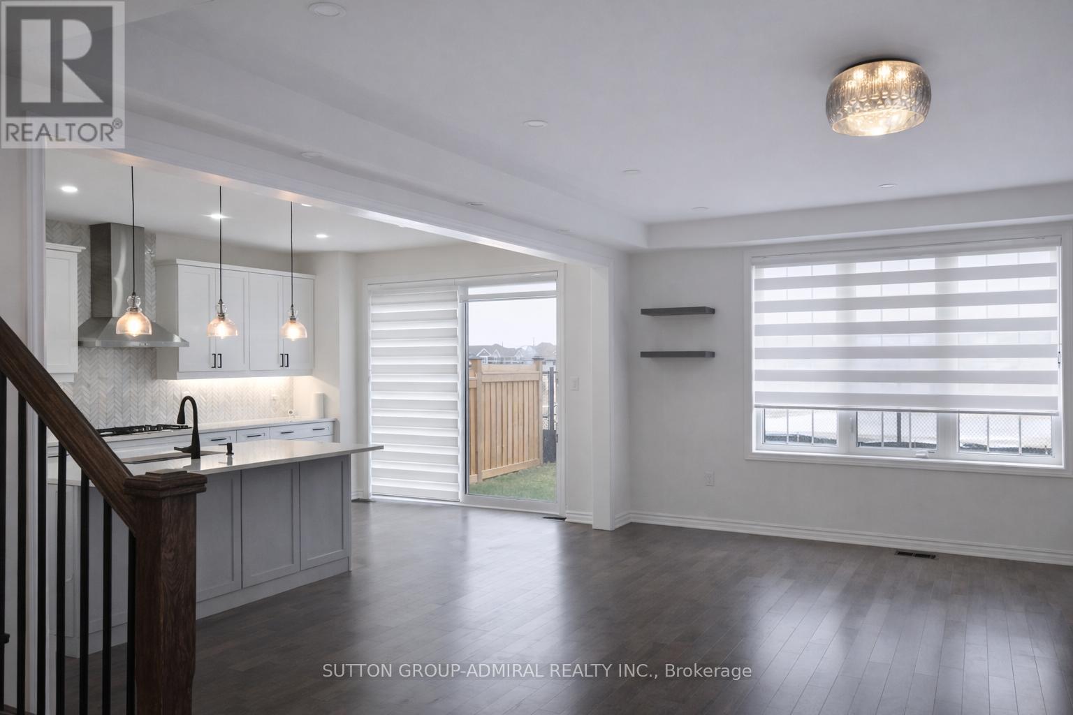 65 Barkerville Drive, Whitby, Ontario  L1P 0L8 - Photo 14 - E12936046