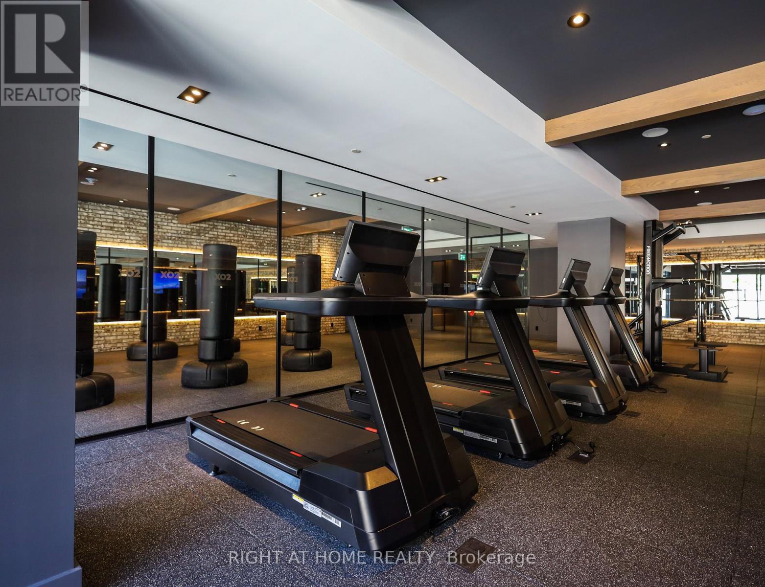 1508 - 285 Dufferin Street, Toronto, Ontario  M6K 1E6 - Photo 39 - W12933462