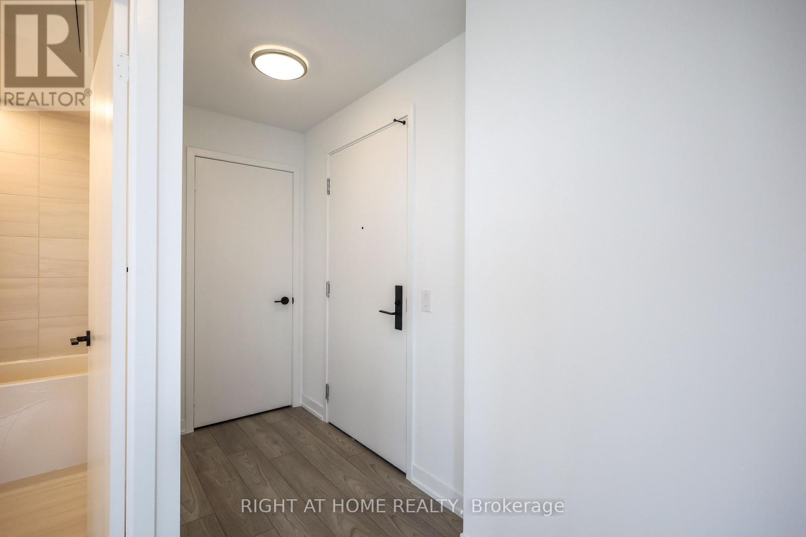 1508 - 285 Dufferin Street, Toronto, Ontario  M6K 1E6 - Photo 6 - W12933462