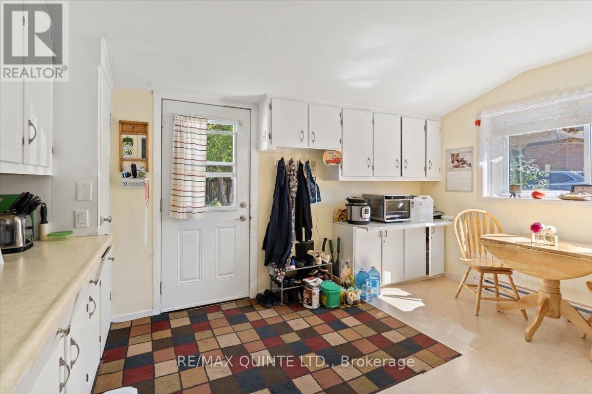 5-7 Chapel Street, Prince Edward County, Ontario  K0K 2T0 - Photo 23 - X12384783