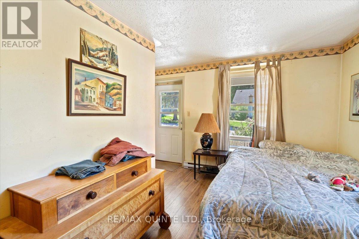 5-7 Chapel Street, Prince Edward County, Ontario  K0K 2T0 - Photo 36 - X12384783