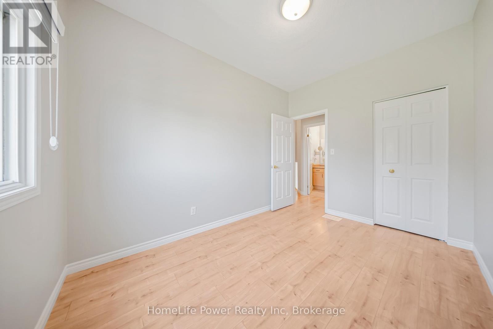 9 Red Clover Crescent, Kitchener, Ontario N2E 4G9 - Photo 28 - X12939088