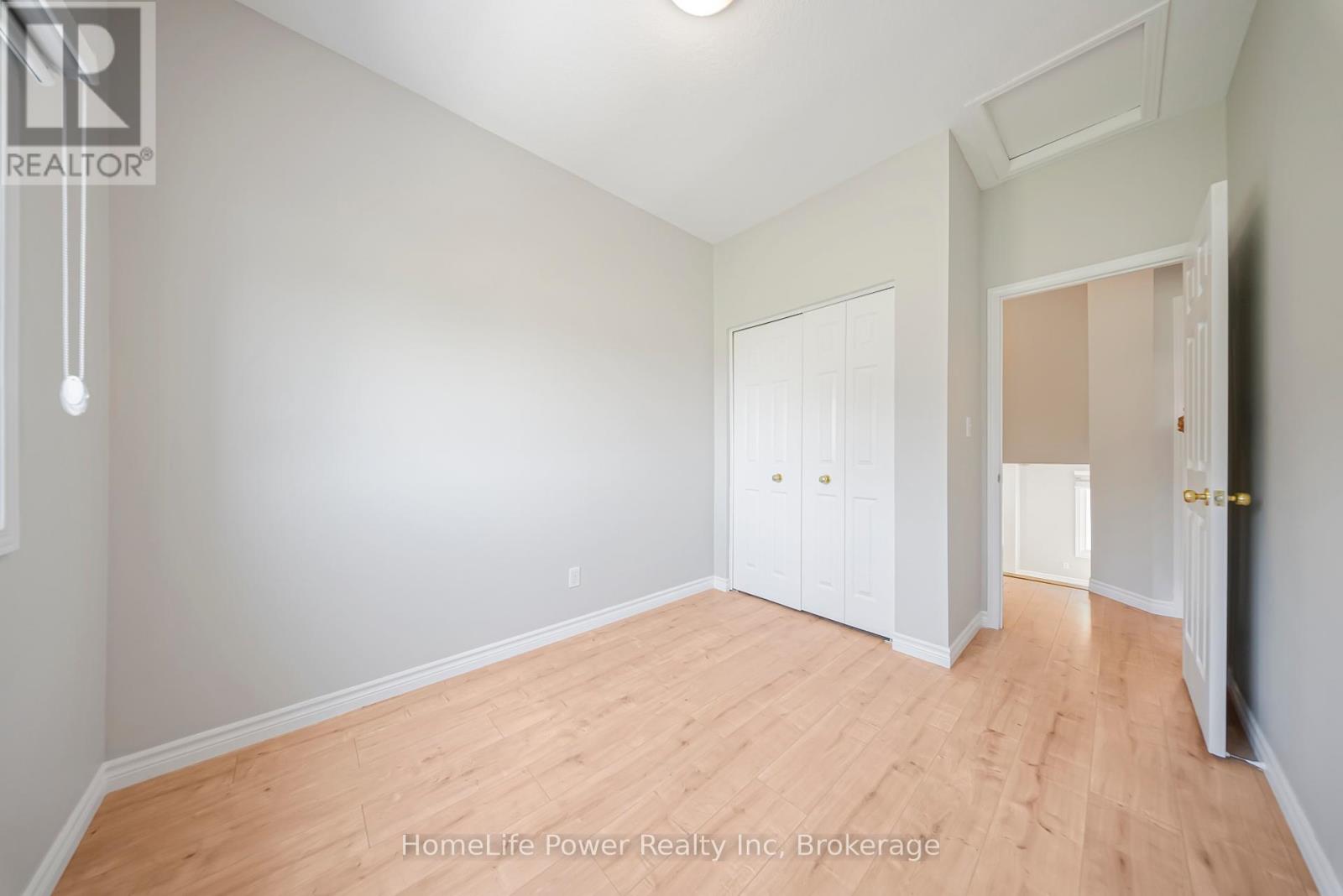 9 Red Clover Crescent, Kitchener, Ontario N2E 4G9 - Photo 30 - X12939088