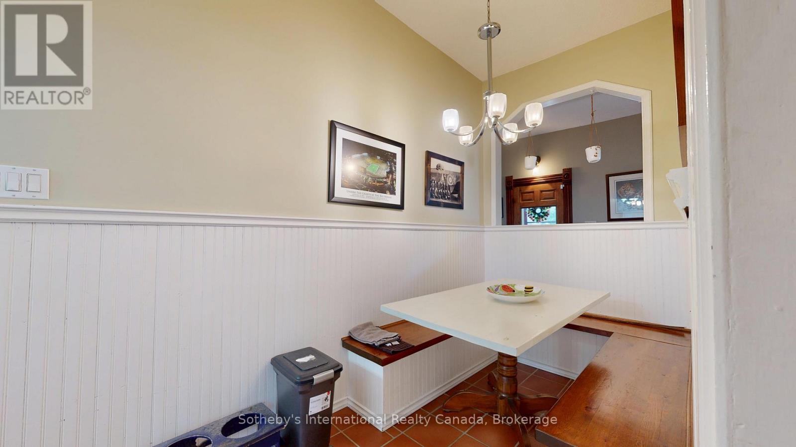 103 Bruce Street S, Blue Mountains, Ontario N0H 2P0 - Photo 11 - X12939144