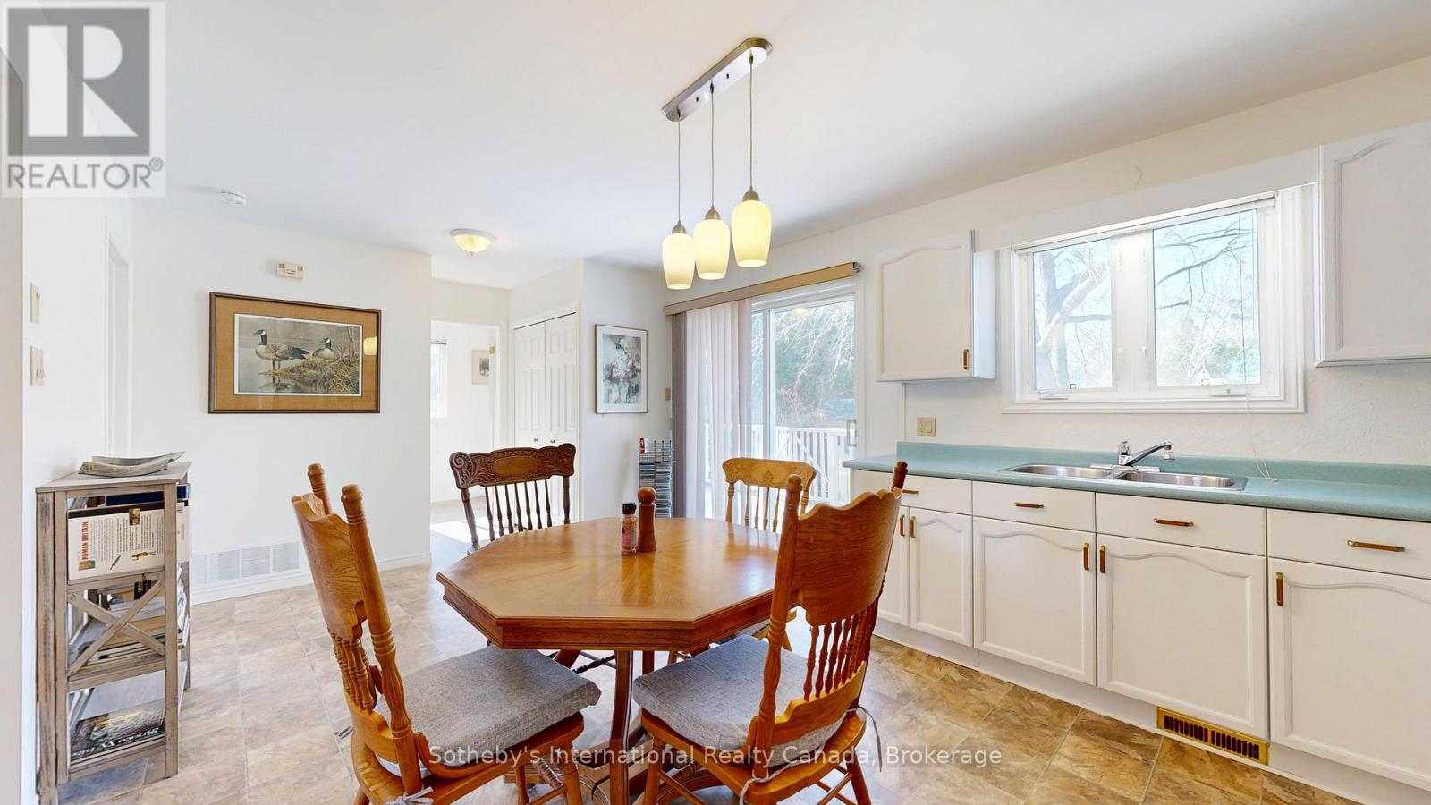 103 Bruce Street S, Blue Mountains, Ontario N0H 2P0 - Photo 41 - X12939144