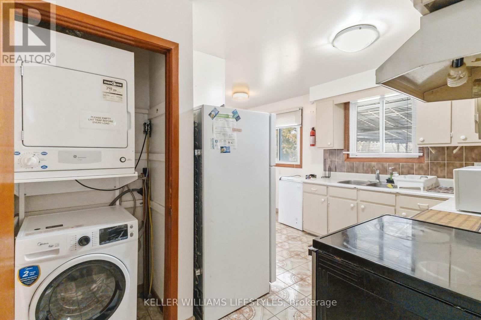 156 Paperbirch Crescent, London North, Ontario  N6G 1L7 - Photo 21 - X12799368