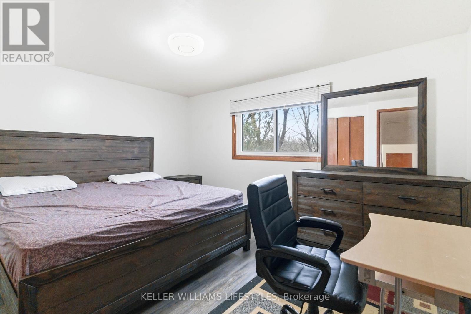 156 Paperbirch Crescent, London North, Ontario  N6G 1L7 - Photo 15 - X12799368