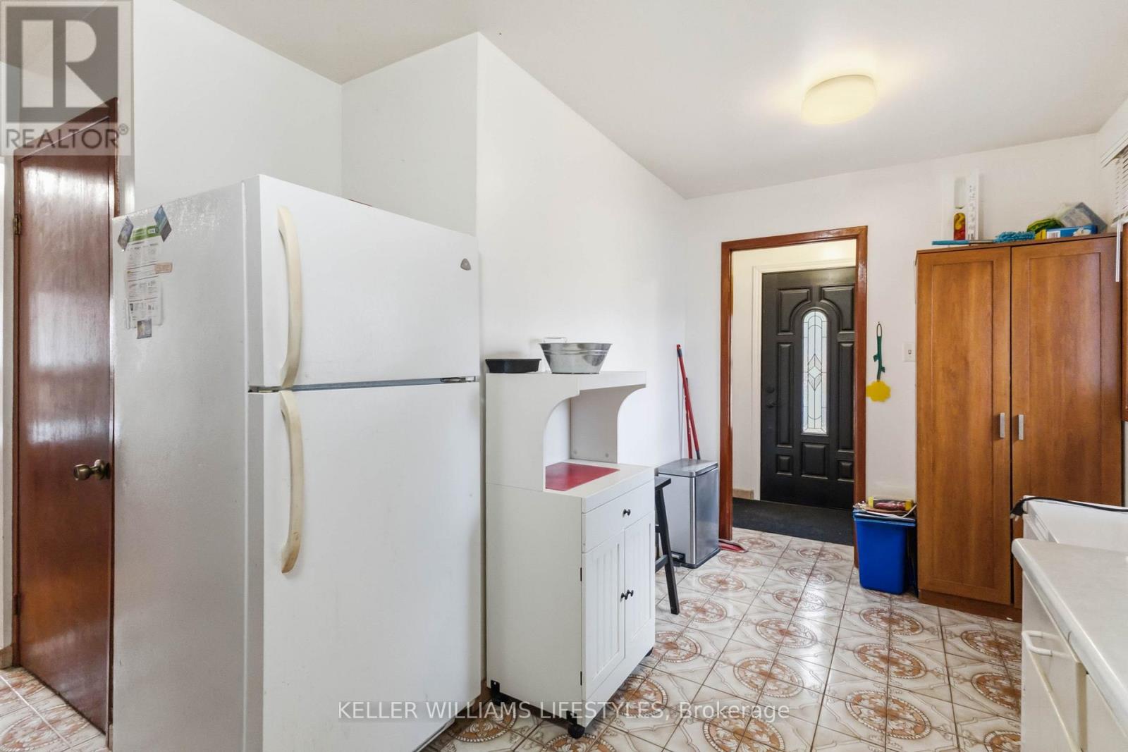 156 Paperbirch Crescent, London North, Ontario  N6G 1L7 - Photo 14 - X12799368