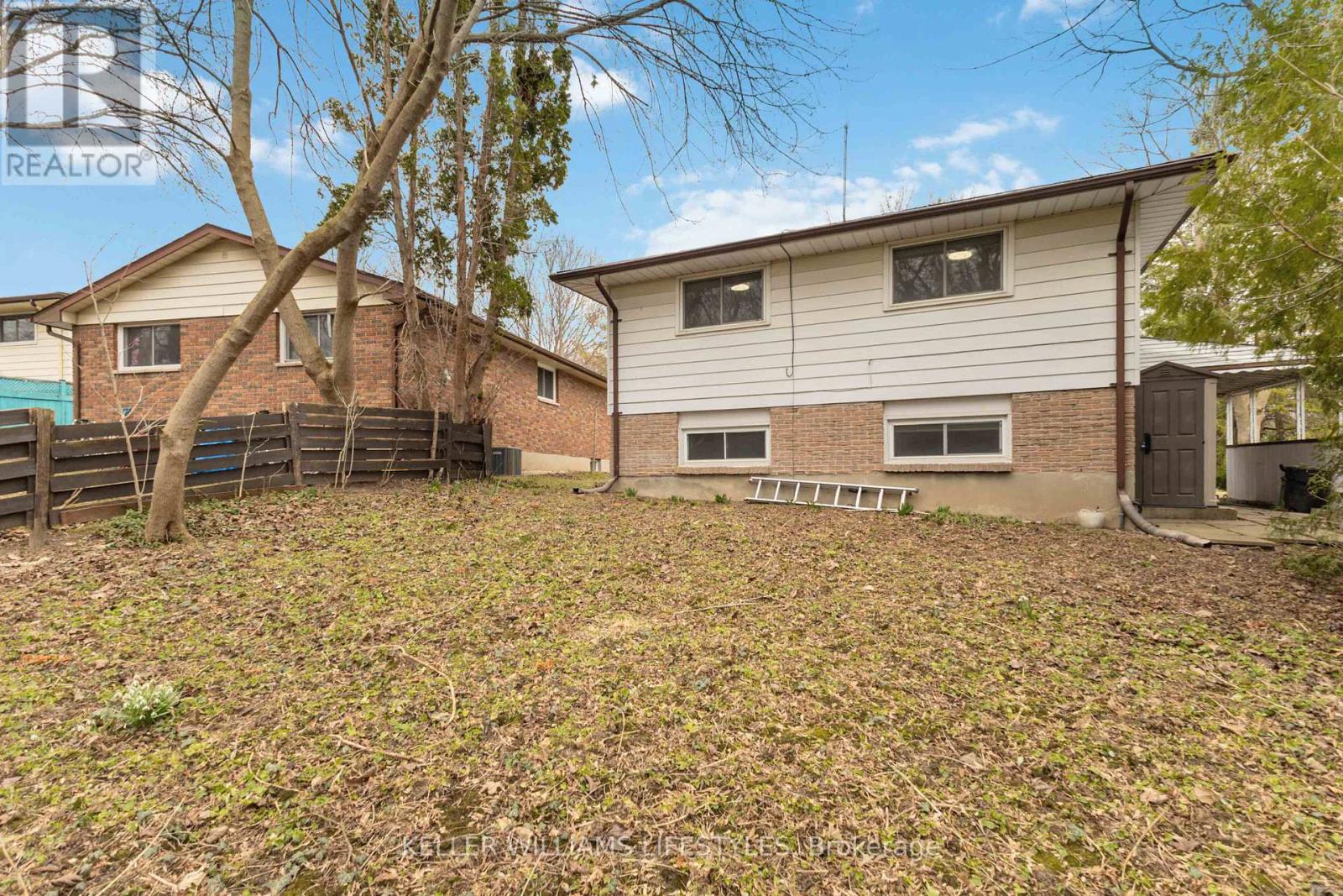 156 Paperbirch Crescent, London North, Ontario  N6G 1L7 - Photo 29 - X12799368