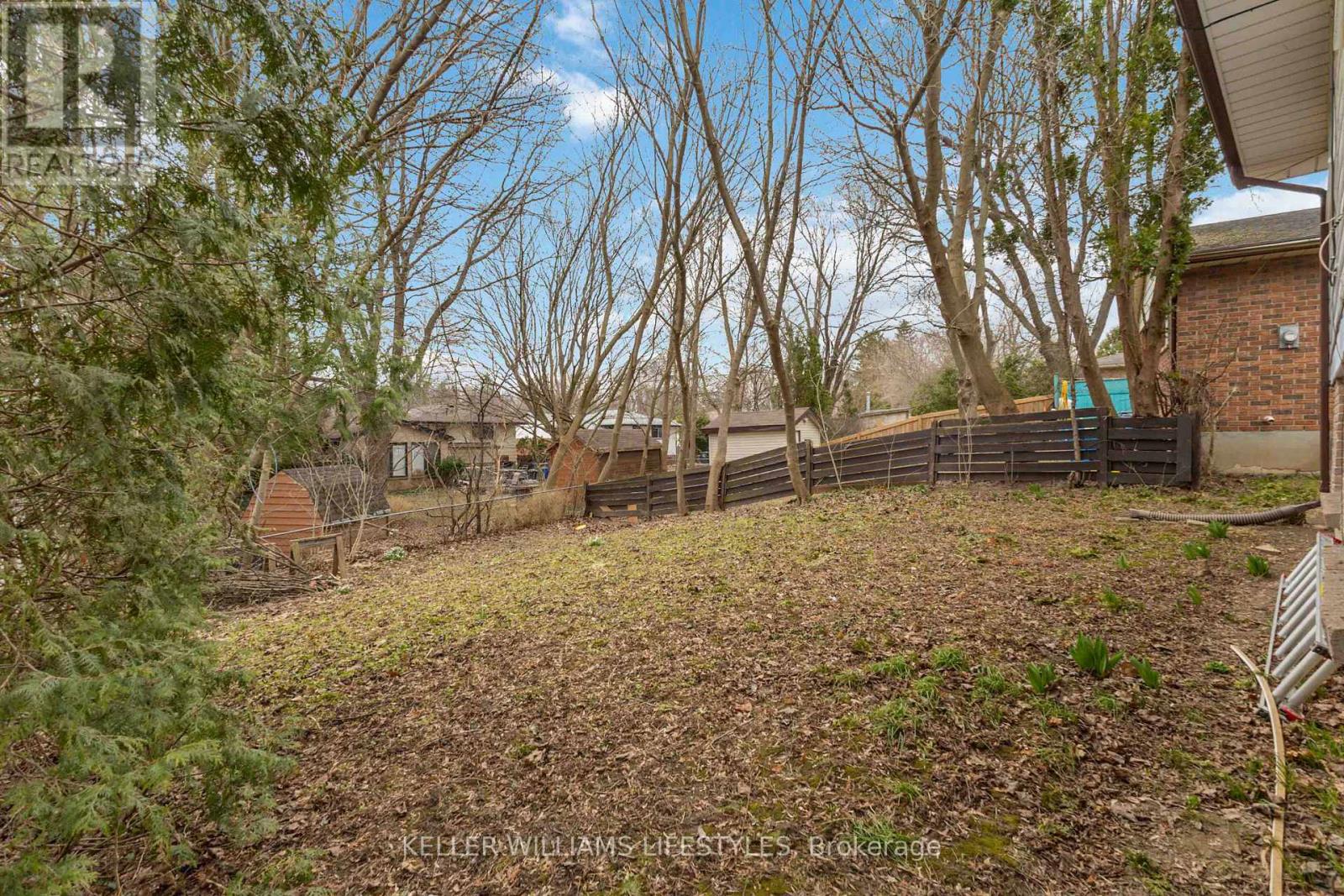 156 Paperbirch Crescent, London North, Ontario  N6G 1L7 - Photo 30 - X12799368