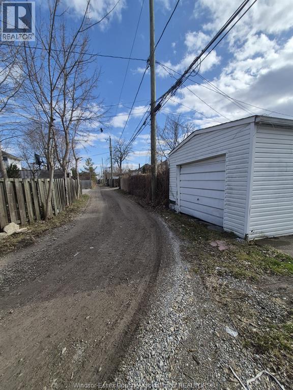 238 Belleview Avenue, Windsor, Ontario  N8Y 2V9 - Photo 28 - 26006610