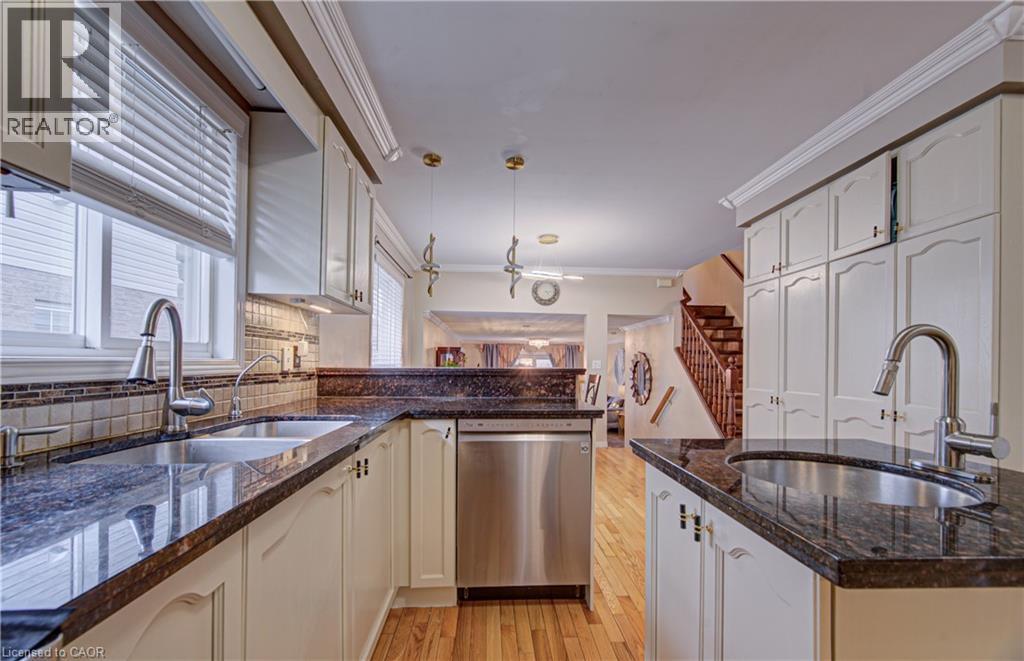 161 Farley Drive, Guelph, Ontario  N1L 1L7 - Photo 11 - 40816467