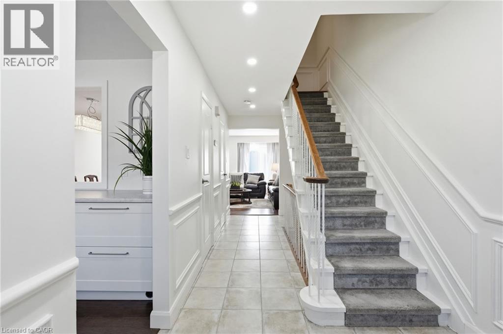 2252 Upper Middle Road Unit# 4, Burlington, Ontario  L7P 2Z9 - Photo 4 - 40816439