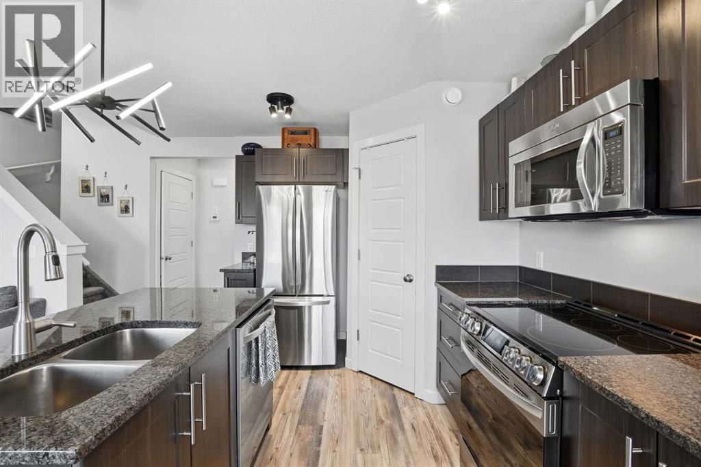 14 Van Slyke Way, Red Deer, Alberta  T4R 0N4 - Photo 5 - A2294665